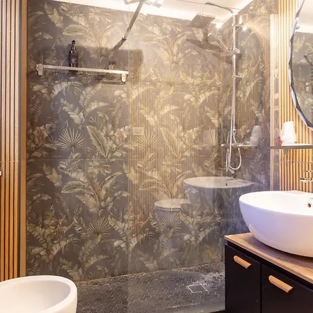 Oliviero - Colosseo With Terrace * Рим