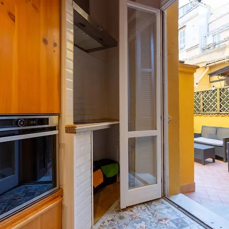 Apartment Oliviero - Colosseo With Terrace Rome