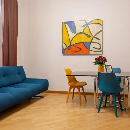Oliviero - Colosseo With Terrace Apartment *