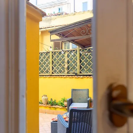 Apartment Oliviero - Colosseo With Terrace Rome
